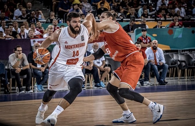 Crna Gora ubjedljiva protiv Mađarske u drugom kolu Eurobasketa