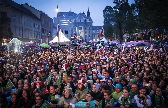 Oko 20 hiljada Slovenaca dočekalo prvake Evrope u košarci