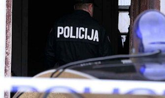 Policajci osumnjičeni da su se tukli sa građanima u Budvi i H.Novom