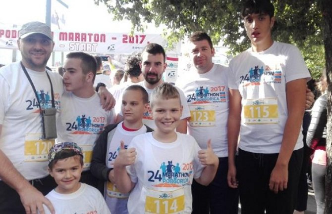 Djeca sa autizmom na Podgoričkom maratonu