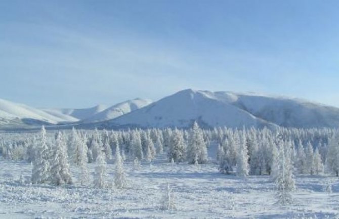 Rekordne sniježne padavine zatrpale Moskvu: U Sibiru temperature i do minus 50 stepeni