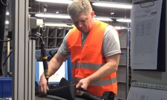 Solidarnost: Slovački premijer radio treću smjenu u fabrici(VIDEO)