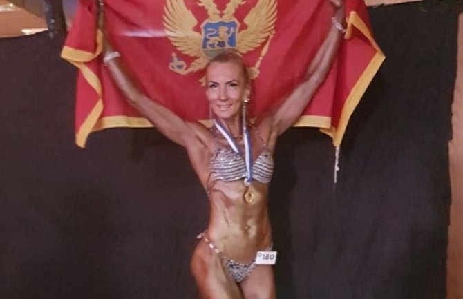 Crnogorska fitnes kraljica: Ljubica Šekularac(45) osvojila svjetsko zlato