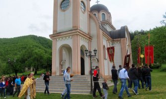 Bijelo Polje: Lopovi pljačkaju i skrnave crkve