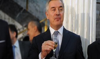 MANS: Zbog profita porodice Đukanović, država opet na gubitku