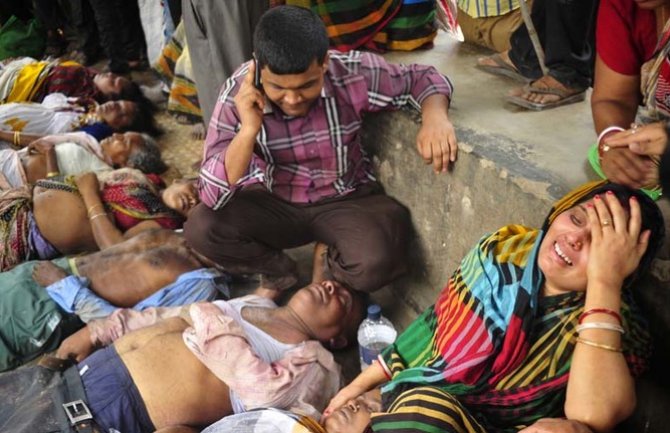 Bangladeš: Stampedo na sahrani , poginulo najmanje deset osoba