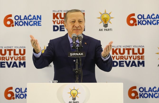 Erdogan: SAD što prije da isprave svoju grešku