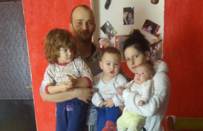 Porodica Kaluđerović sa Cetinja moli za pomoć: Moramo izdržati zbog četiri anđela
