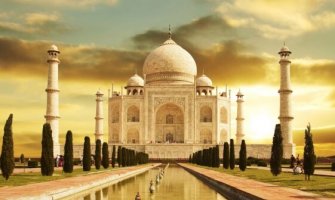 Indija će ograničiti broj turista koji žele da posjete Tadž Mahal