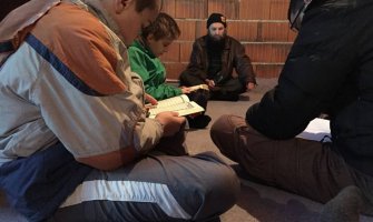 Tešanj: Vehabijski kamp zabrinuo građane, djecu uče islamu i borbenim vještinama