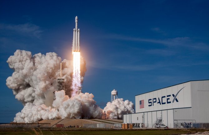 Najjača raketa uspješno lansirana u svemir (FOTO/VIDEO)