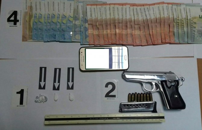 Uhapšen Bjelopoljac, oduzet kokain, pištolj, municija i novac