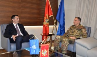 Jedan oficir će ići u KFOR štab u Prištini, a drugi u kancelariju za vezu u Skoplju