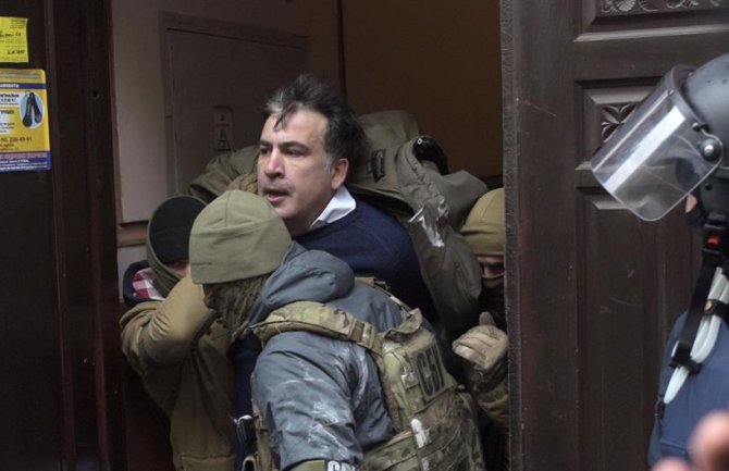 Sakašvili priveden u Kijevu, pa protjeran u Poljsku