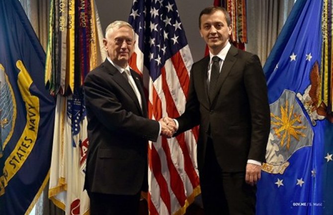 Izvanredna odbrambena saradnja Crne Gore i SAD-a
