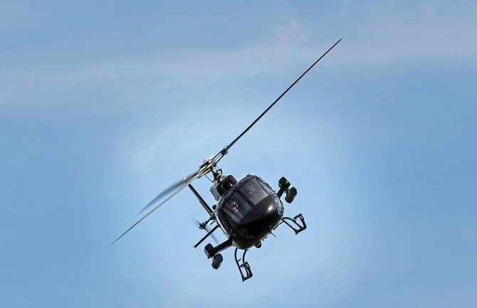 Indonezija: Nestao vojni helihopter sa 12 vojnika 