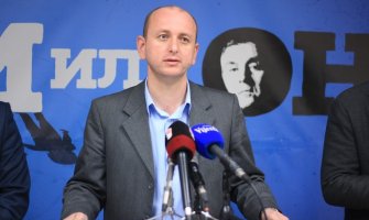 Knežević pozvao Markovića i Đukanovića da osude dešavanja na sjeveru Kosova