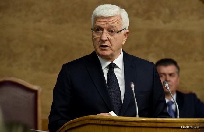 Marković će u srijedu u parlamentu odgovarati na tri pitanja