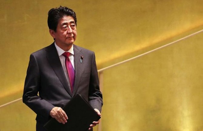 Japanski premijer se izvinio narodu zbog gubitka povjerenja u njegovu vladu