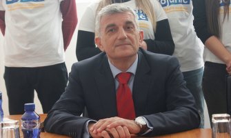 Mladen Bojanić predao potpise podrške za kandidaturu za predsjednika Crne Gore