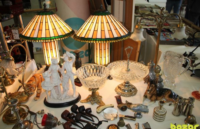 Počeo sajam antikviteta i kolekcionarstva u Bazaru (FOTO)