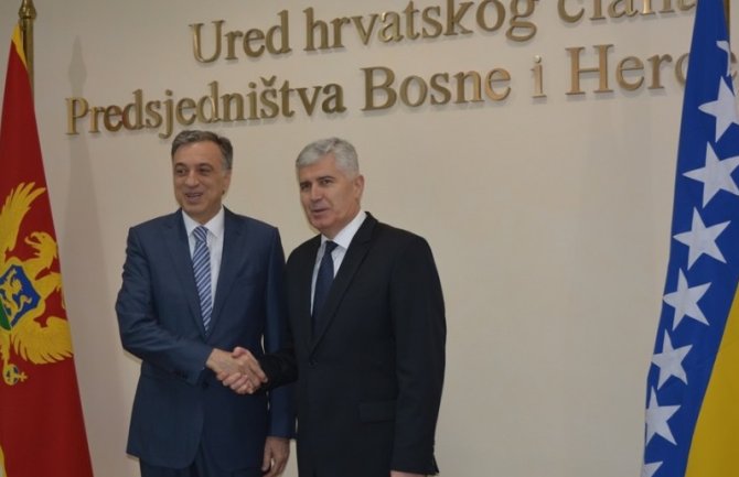 Izvanredni odnosi CG i BIH, Vujanović  i kad ne bude predsjednik dobrodošao u svoj Mostar