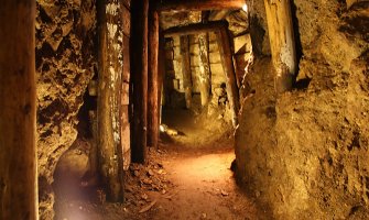 Pronađen rudar koji je bio zakopan pod zemljom čak 17 godina!