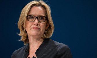 Britanija: Amber Rad odbija da podnese ostavku zbog skandala s karipskim migrantima