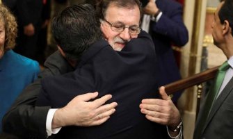 Izglasano nepovjerenje Rahojovoj vladi: Čast je ostaviti bolju Španiju od one koju sam preuzeo