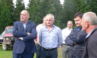 Simović obišao put od Kovrena: Na terenu lošije stanje nego što sam i pomišljao