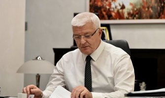 Marković: Patrijarh nije uspio da nas pokoleba, Zakona će biti