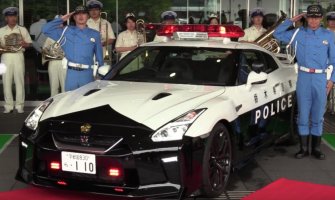 Najbrži automobil u državi: Opaka igračka u rukama japanske policije(VIDEO)