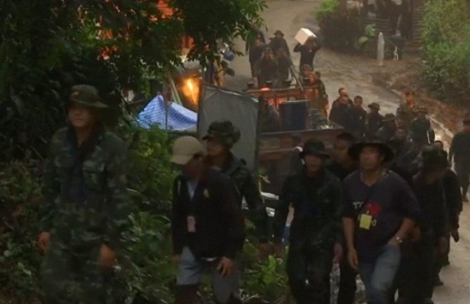 Tajland: Počela evakuacija zarobljenih dječaka i trenera