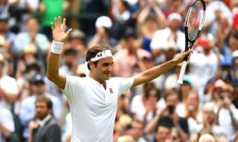 Oglasio se Federer: Čestitam Novače, čast je igrati u eri ovakvih teniskih šampiona