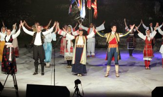 Koncert folklora “Kad  prošetam Crnom Gorom”  sjutra u Tivtu