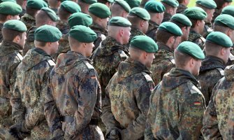 Njemačka ponovo uvodi vojni rok?