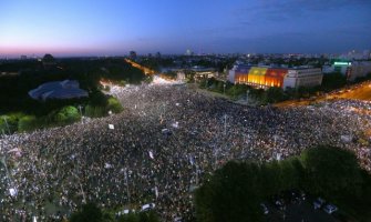 Iseljenici se vratili u Rumuniju i traže smjenu vlade: Ne želimo da našom zemljom vladaju lopovi
