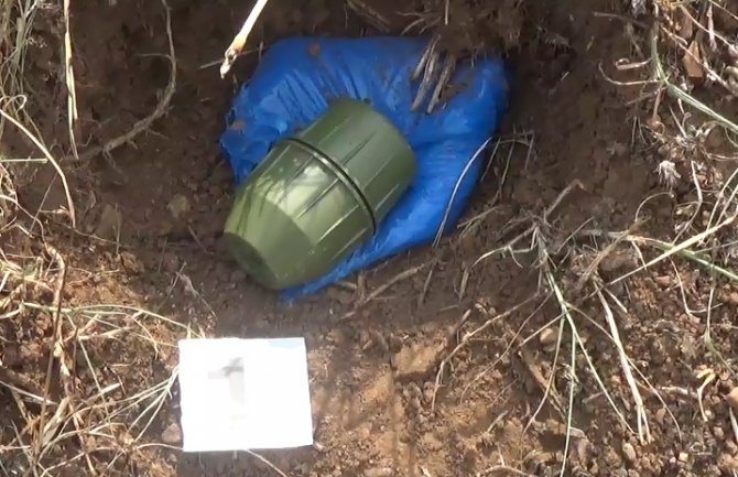 Uhapšen još jedan član kriminalne organizacije: U blizini njegove kuće nađena zakopana bomba