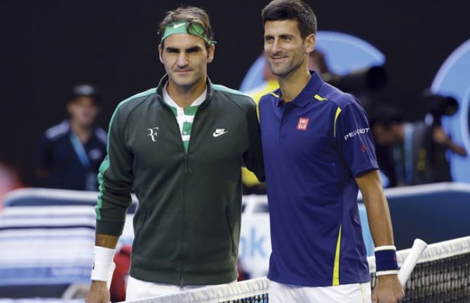 Đoković i Federer prvi put na istoj strani mreže