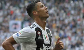 Ronaldo zarađuje tri puta više nego cijeli tim narednog Juventusovog protivnika