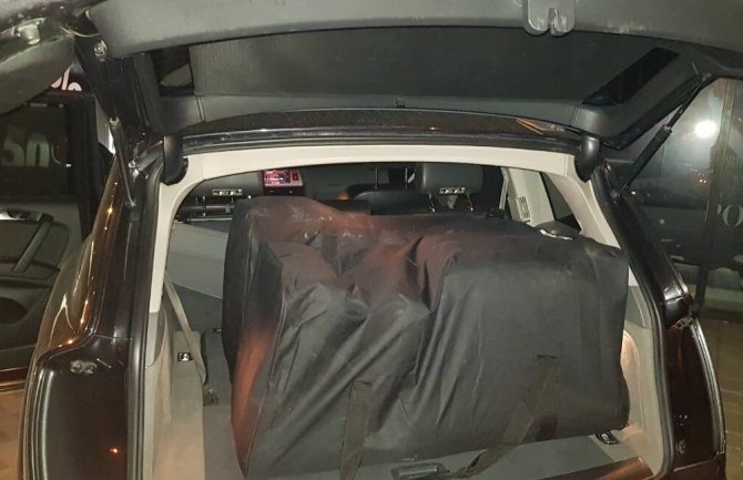 GP Šćepan Polje: Uhapšen 63-godišnjak, u autu pronađeno 16 kg droge