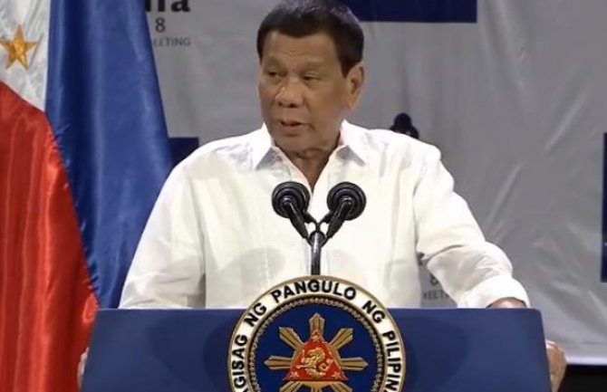 Duterte: Nemojte da se bojite da mi prilazite, neću vas zaraziti