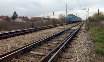 Putnički voz usmrtio čovjeka na pruzi Beograd-Bar