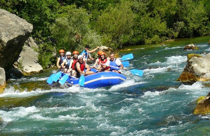 Crna Gora među 68 država promovisala avanturistički turizam  na svjetskom samitu u Italiji