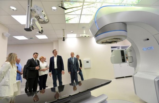 KC Srbija: Iks nož od 7 miliona eura za zračenje teško pristupačnih tumora, stranci će plaćati liječenje 3.000 eura