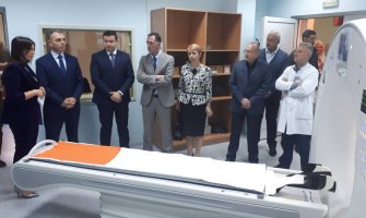 Bjelopoljska bolnica dobila savremeni skener; Hrapović: Cilj da građani imaju kvalitetnu zdravstvenu uslugu