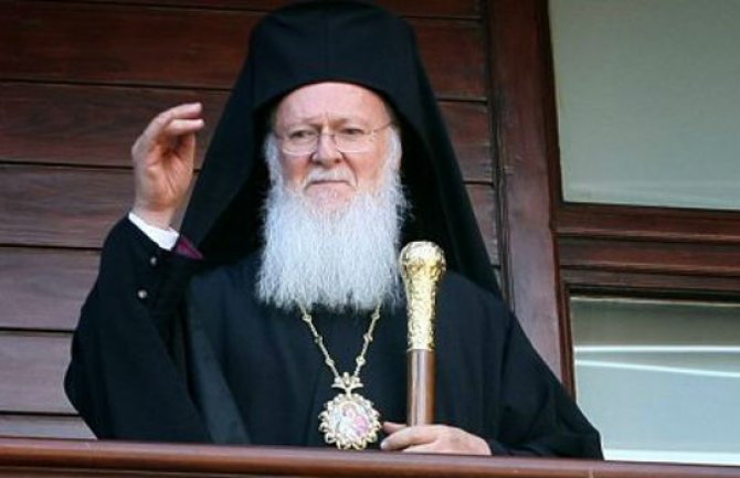 Vartolomej ispunjava naloge koji stižu s one strane okeana, cilj rasparčavanje jedinstvene Ruske pravoslavne crkve