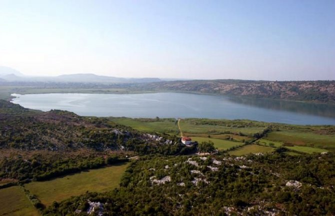 Vlada oglasila u zakup novih 192 hektara zemljišta na lokalitetima Šas i Fraskanjel