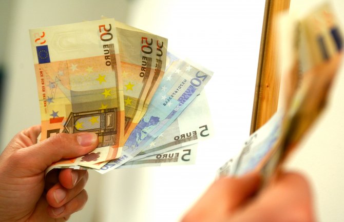 Budva: Utajili poreze i doprinose u iznosu od skoro 42.000 eura 