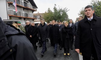 Desetine hiljada ljudi u Koloni sjećanja na žrtvu Vukovara